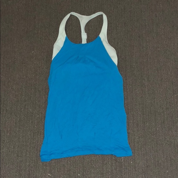 lululemon athletica Tops - Lululemon top with built in bra